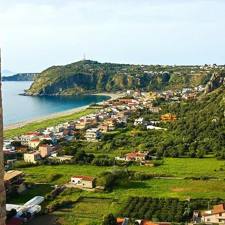 Rakel Bed & Breakfast 3*
