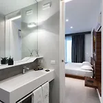 Rakel Bed & Breakfast 4*